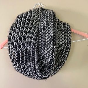Knitted tube scarf